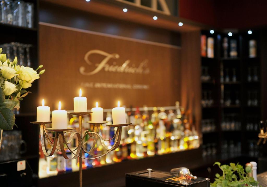 Altstadthotel Am Theater 콧부스 외부 사진